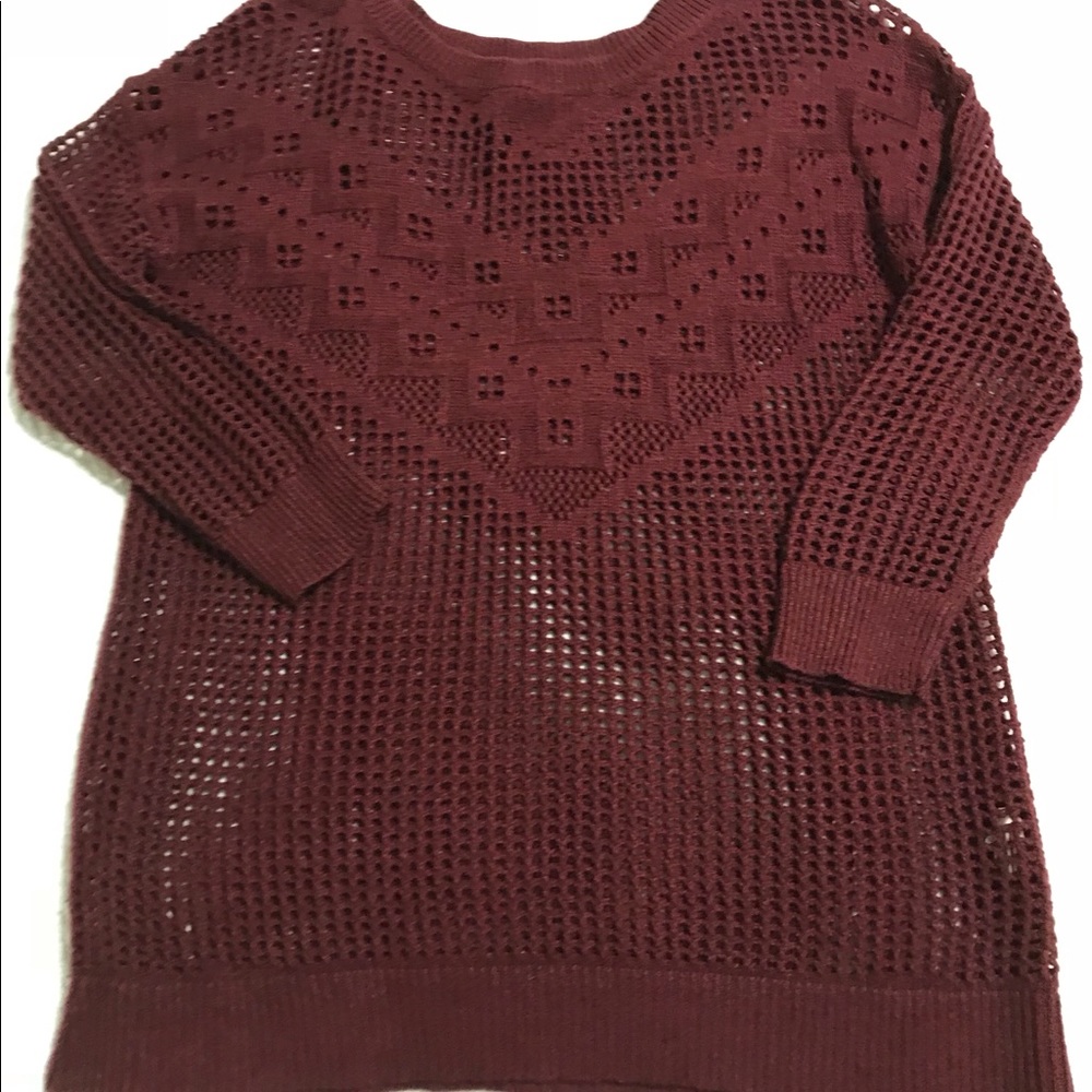 ✨Burgundy Laced sweater✨